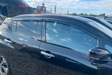 Вітровики (4 шт, HIC) для Nissan Leaf 2017- рр — Nissan Leaf 2017- гг. DianaParts