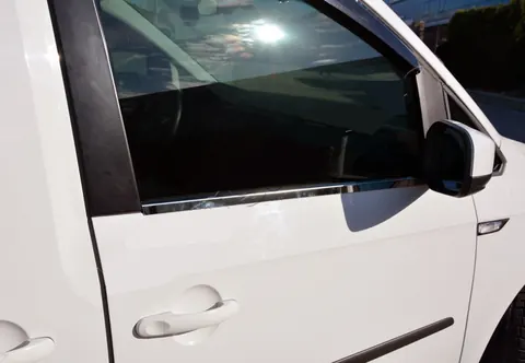 Окантовка вікон (2 шт., нерж) OmsaLine - Італійська нержавійка для Volkswagen Caddy 2015-2020 рр — Volkswagen Caddy 2015-2020 гг. DianaParts