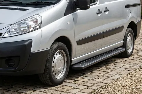 Бокові пороги Allmond Black (2 шт., Алюміній) Довга база для Peugeot Expert 2007-2016 рр — Peugeot Expert 2007-2016 гг. DianaParts