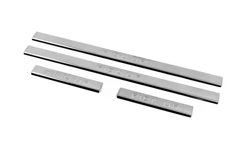 Накладки на пороги Carmos V3 (4 шт, нерж) для Nissan NP300 1999-2015 рр — Nissan NP300 1999-2015 гг. DianaParts