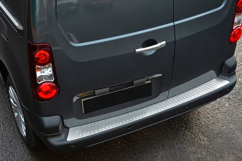 Накладка на задній бампер Omsa Line (нерж.) для Citroen Berlingo 2008-2018 рр — Citroen Berlingo 2008-2018 гг. DianaParts