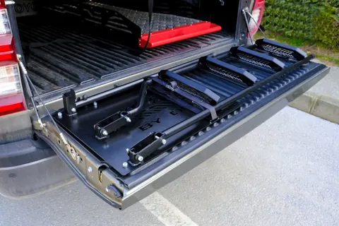 Драбина в кузов для Ford F-150 2014-2021 рр — Ford F-150 2014-2021 гг. DianaParts