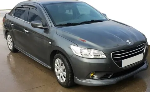 Бокові пороги 2012-2017 (під фарбування) для Peugeot 301 2012- рр — Peugeot 301 2012- гг. DianaParts
