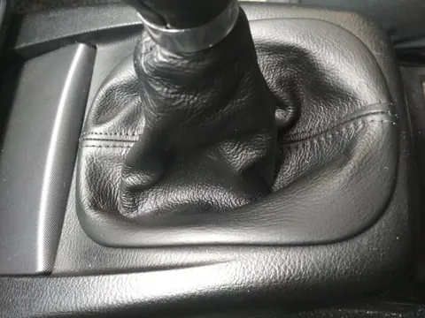 Чохол КПП (шкіра) для Volkswagen Passat B5 1997-2005 рр — Volkswagen Passat B5 1997-2005 гг. DianaParts