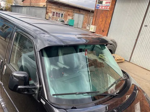Козирьок на лобове скло (на кронштейнах) для Volkswagen T4 Transporter 1990-2003 рр — Volkswagen T4 Transporter 1990-2003 гг. DianaParts