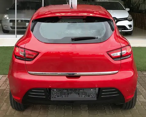 Кромка багажника (нерж) Carmos - Турецька сталь для Renault Clio V 2019- рр — Renault Clio V 2019- гг. DianaParts