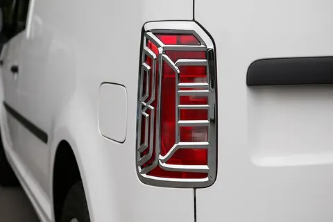 Накладки на стопи (2 шт., пласт) для Volkswagen Caddy 2015-2020 рр — Volkswagen Caddy 2015-2020 гг. DianaParts