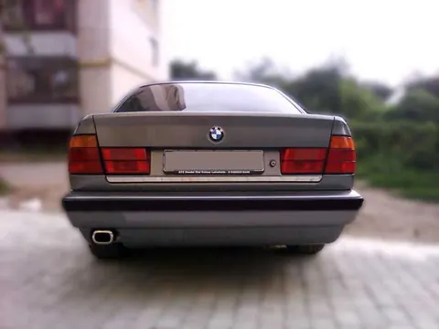 Кромка багажника (нерж.) для BMW 5 серія E34 1988-1995 рр — BMW 5 серия E34 1988-1995 гг. DianaParts