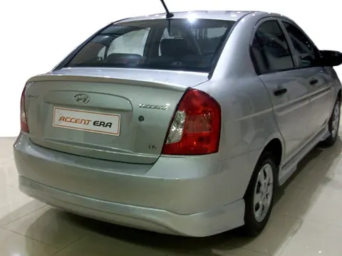 Задня нижня накладка (під фарбування) для Hyundai Accent 2006-2010 рр — Hyundai Accent 2006-2010 гг. DianaParts