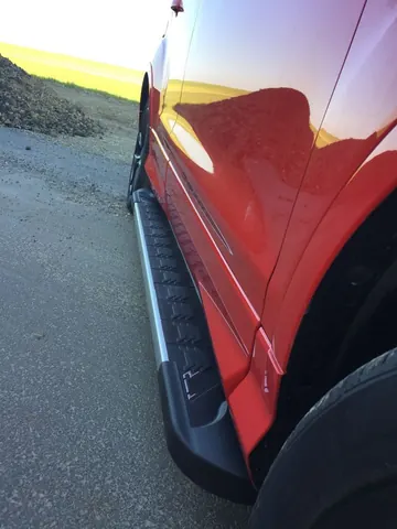 Бокові пороги RedLine V1 (2 шт., Алюміній) З чорним листям на дверях для Ford Kuga/Escape 2013-2019 рр — Ford Kuga/Escape 2013-2019 гг. DianaParts