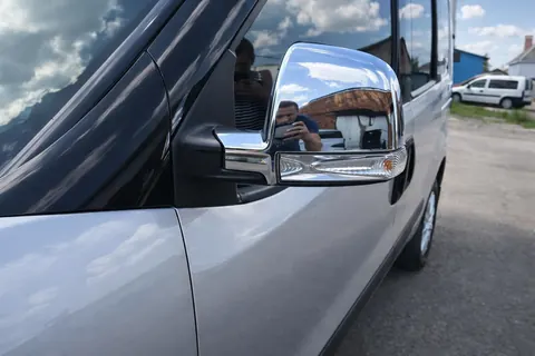 Накладки на дзеркала (2 шт, ABS) Carmos - Хромований ABS-пластик для Opel Combo 2012-2018 рр — Opel Combo 2012-2018 гг. DianaParts
