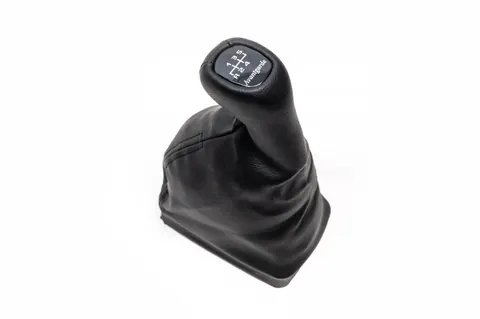 Чохол КПП -2026 ручка Avantgard (кожзам) для Mercedes C-class W202 1993-2001 рр — Mercedes C-class W202 1993-2001 гг. DianaParts