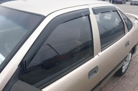 Вітровики SD (4 шт, HIC) для Opel Vectra A 1987-1995 рр — Opel Vectra A 1987-1995 гг. DianaParts