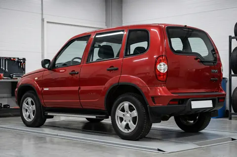 Бокові пороги Maya V1 (2 шт., алюміній) для Chevrolet Niva 1998-2020 рр — Chevrolet Niva 1998-2020 гг. DianaParts
