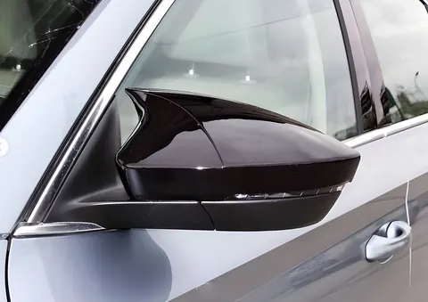 Накладки на дзеркала BMW-Style (2 шт) для Skoda Superb 2015-2024 рр — Skoda Superb 2015-2024 гг. DianaParts