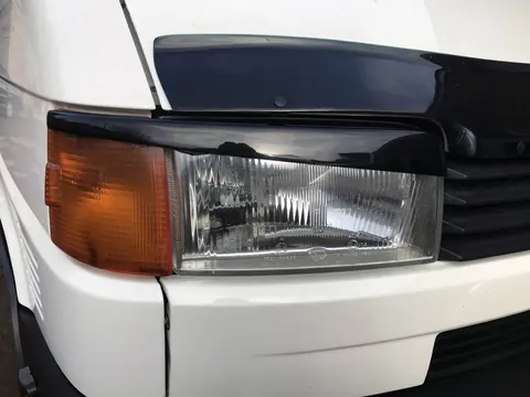 Вії Прямий капот (2 шт) чорний мат для Volkswagen T4 Caravelle/Multivan 1990-2003 рр — Volkswagen T4 Caravelle/Multivan 1990–2003 гг. DianaParts