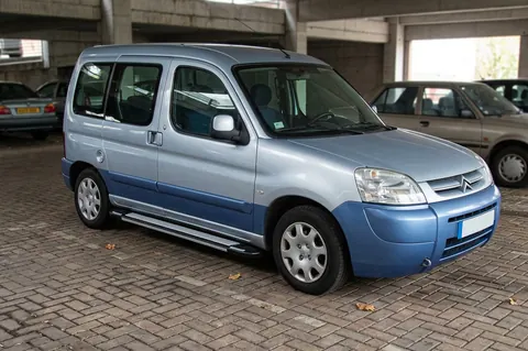 Бокові пороги Rainbow (2 шт., Алюміній) для Citroen Berlingo 1996-2008 рр — Citroen Berlingo 1996-2008 гг. DianaParts
