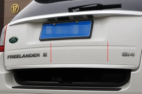 Кромка багажника (нерж.) Carmos - Турецька сталь для Land Rover Freelander II 2006-2014 рр — Land Rover Freelander II 2006–2014 гг. DianaParts