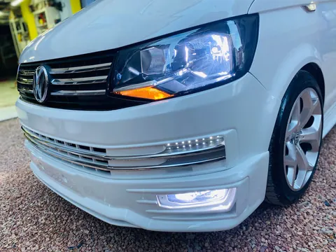 Накладка на передній бампер Genis 2015-2018 (під фарбування) для Volkswagen T6 рр — Volkswagen T6 2015-2024 гг. DianaParts