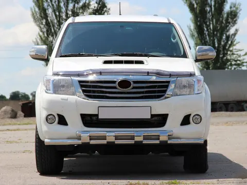 Передній захист ST015 (нерж.) для Toyota Hilux 2006-2015 рр — Toyota Hilux 2006-2015 гг. DianaParts