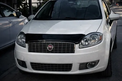 Дефлектор капоту (EuroCap) для Fiat Linea 2006-2018 рр — Fiat Linea 2006-2018 гг. DianaParts