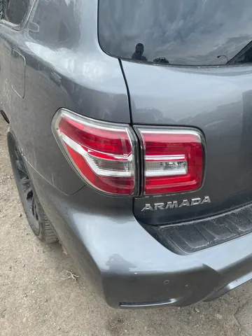 Задні LED ліхтарі (Оригінал, б.у. 2019 рік) для Nissan Armada 2016-2024 рр — Nissan Armada 2016-2024 гг. DianaParts