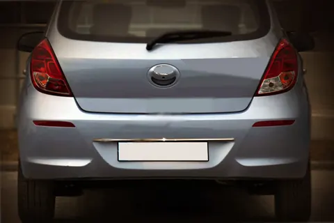Накладка над номером (нерж.) для Hyundai I-20 2012-2014 рр — Hyundai I-20 2012-2014 гг. DianaParts