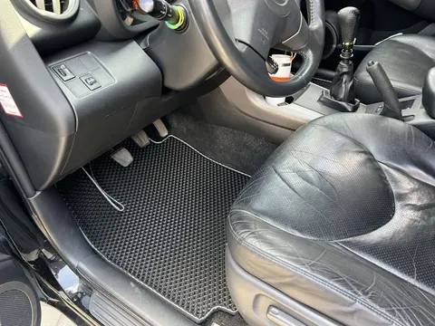 Килимки EVA (чорні) для Toyota Rav 4 2006-2013 рр — Toyota Rav 4 2006-2013 гг. DianaParts