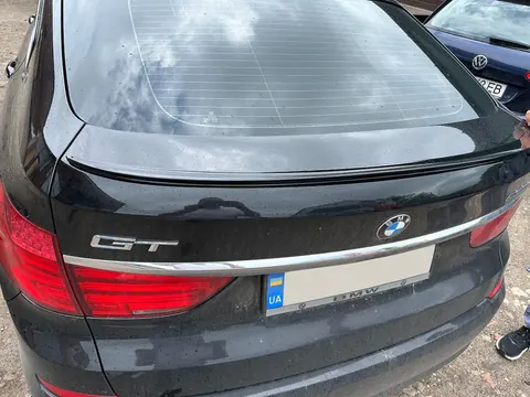 Спойлер LIP Sunplex (2009-2013, чорний) для BMW 5 серія F07 рр — BMW 5 серия F07 2009–2017 гг. DianaParts
