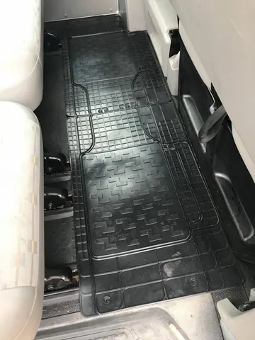Задні килимки (2 шт, Polytep) для Volkswagen T5 Caravelle 2004-2010 рр — Volkswagen T5 Caravelle 2004-2010 гг. DianaParts