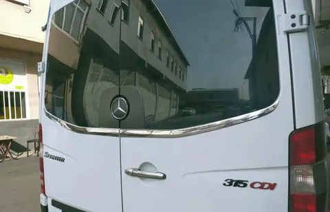 Кромка заднього скла Carmos (2 шт, нерж) для Mercedes Sprinter W906 2006-2018 рр — Mercedes Sprinter W906 2006–2018 гг. DianaParts