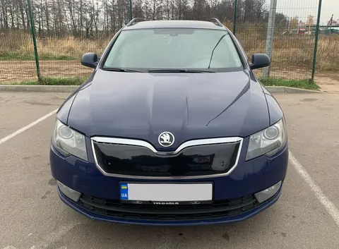 Зимова накладка на решітку (Верхня, 2013-2015) Глянцева для Skoda Superb рр — Skoda Superb 2009-2015 гг. DianaParts
