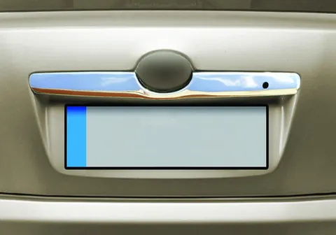 Накладка над номером (нерж) OmsaLine - Італійська нержавійка для Toyota Camry 2006-2011 рр — Toyota Camry 2006-2011 гг. DianaParts
