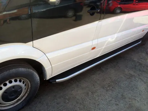 Бокові пороги Fullmond (2 шт., алюм) Середня база для Volkswagen Crafter 2006-2016 рр — Volkswagen Crafter 2006-2016 гг. DianaParts