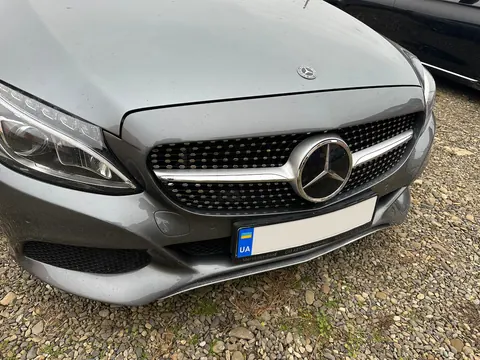 Передня решітка Diamond Silver (для Avantgarde/AMG-Line/C43 AMG) 2014-2018, без камери для Mercedes C-сlass W205 рр — Mercedes C-сlass W205 2014-2021 гг. DianaParts