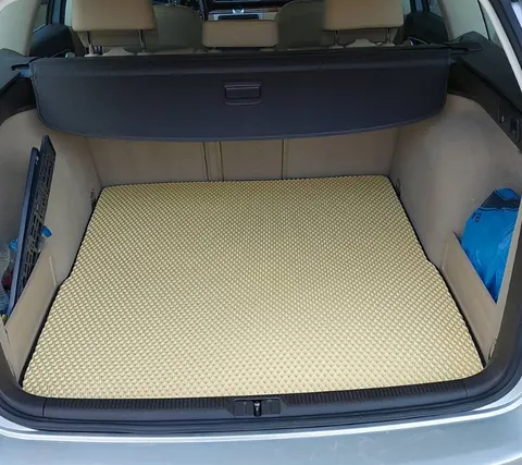 Килимок багажника (EVA, бежевий) SW для Volkswagen Passat B7 2012-2015 рр — Volkswagen Passat B7 2012-2015 гг. DianaParts