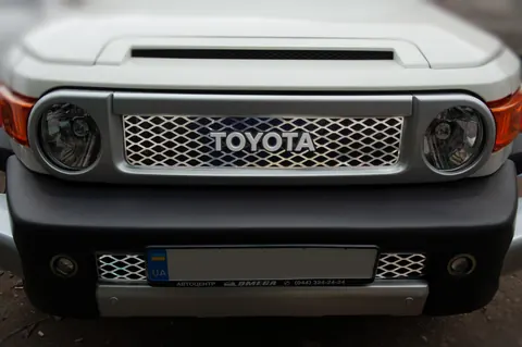Хром накадки на решітку (нержавійка) для Toyota FJ Cruiser 2006-2022 рр — Toyota FJ Cruiser 2006-2022 гг. DianaParts