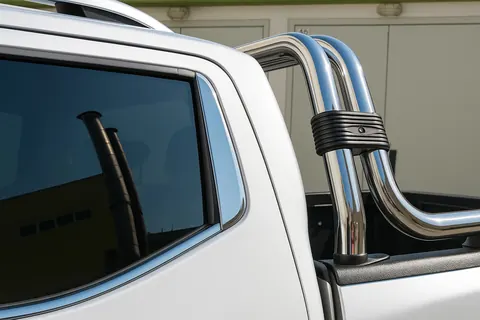 Накладки на задні стойки (2 шт, нерж) для Nissan Navara/NP300 2016- рр — Nissan Navara/NP300 2016- гг. DianaParts