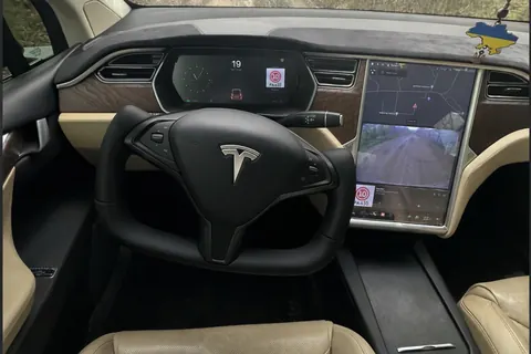 Кермо штурвал (Шкірвініл та вставки карбону) для Tesla Model X 2015- рр — Tesla Model X 2015- гг. DianaParts