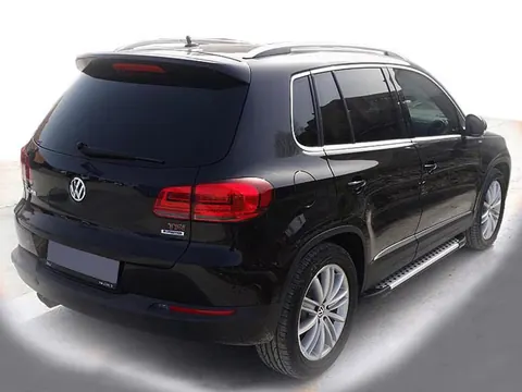 Бокові пороги Allmond Grey (2 шт., алюм) для Volkswagen Tiguan 2007-2016 рр — Volkswagen Tiguan 2007-2016 гг. DianaParts