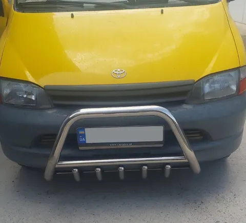 Кенгурятник WT003 (нерж) для Toyota HiAce — Toyota HiAce DianaParts