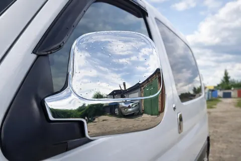 Накладки на дзеркала (2 шт., пласт.) Carmos для Citroen Berlingo 1996-2008 рр — Citroen Berlingo 1996-2008 гг. DianaParts
