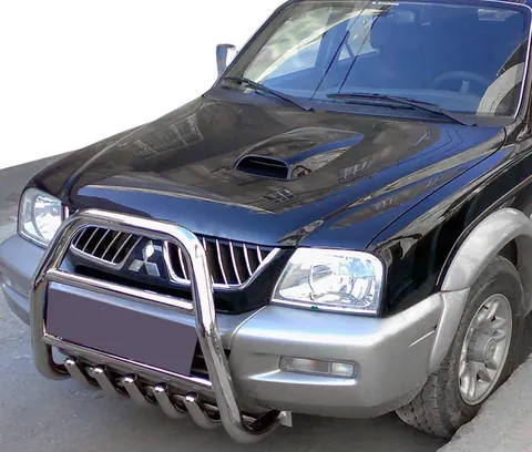 Кенгурятник QT007 (нерж.) для Mitsubishi L200 1996-2006 рр — Mitsubishi L200 1996-2006 гг. DianaParts