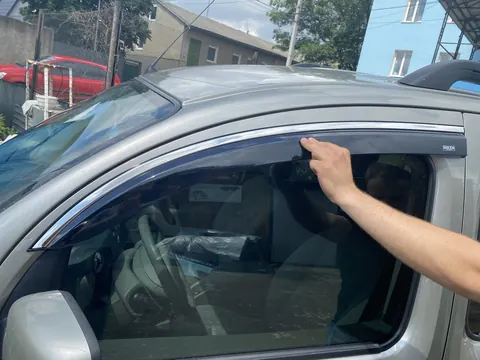 Вітровики з хромованим молдингом (2 шт, Niken) для Mercedes Citan 2013-2021 рр — Mercedes Citan 2013-2021 гг. DianaParts