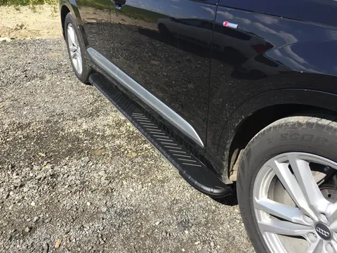 Бокові пороги Bosphorus Yeni Black (2 шт., алюміній) для Ауди Q7 2015-2026 рр — Audi Q7 2015–2026 гг. DianaParts