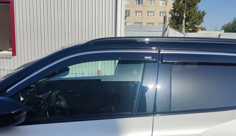 Вітровики з хромованим молдингом (4 шт, Niken) для Peugeot 2008 2019- рр — Peugeot 2008 2019- гг. DianaParts