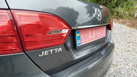 Планка над номером OmsaLine (нерж) Хром для Volkswagen Jetta 2011-2018 рр — Volkswagen Jetta 2011-2018 гг. DianaParts