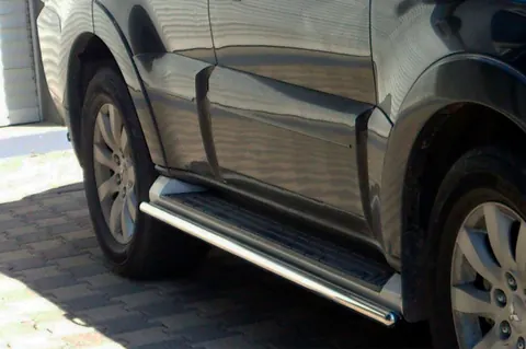 Бічні труби (2 шт., нерж.) для Mitsubishi Pajero Wagon IV 2006-2021 рр — Mitsubishi Pajero Wagon IV 2006-2021 гг. DianaParts