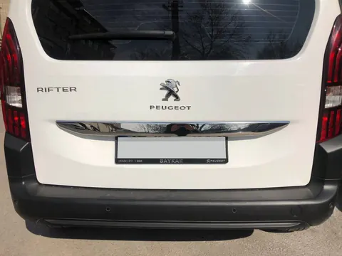 Планка над номером (нерж.) для Peugeot Partner/Rifter 2019- рр — Peugeot Partner/Rifter 2019- гг. DianaParts