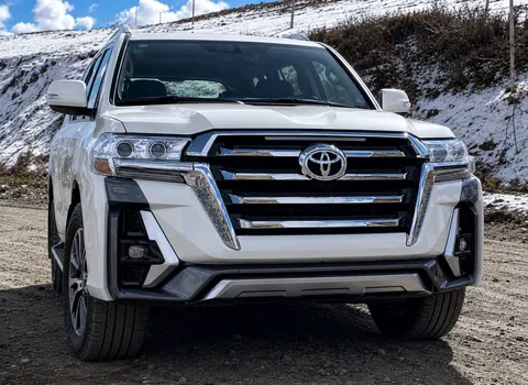 Комплект обвісів 2016-2021 (Limgeni) для Toyota Land Cruiser 200 рр — Toyota Land Cruiser 200 2007-2021 гг. DianaParts
